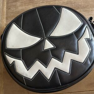 Love, Pain & Stitches bag